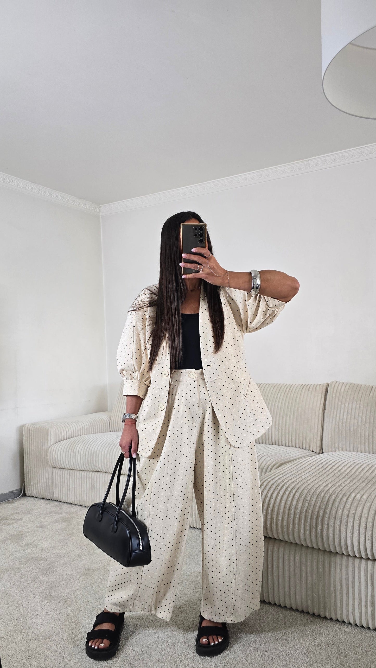 Veste écru à pois manches courtes – style chic & rétro moderne