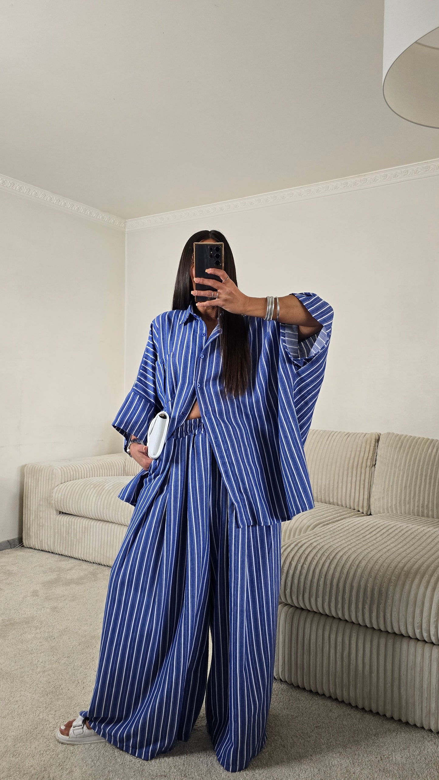 Précommande – Expédition à partir du 28/04/26.          Ensemble Rayé Chemise Oversize + Pantalon Palazzo – Bleu