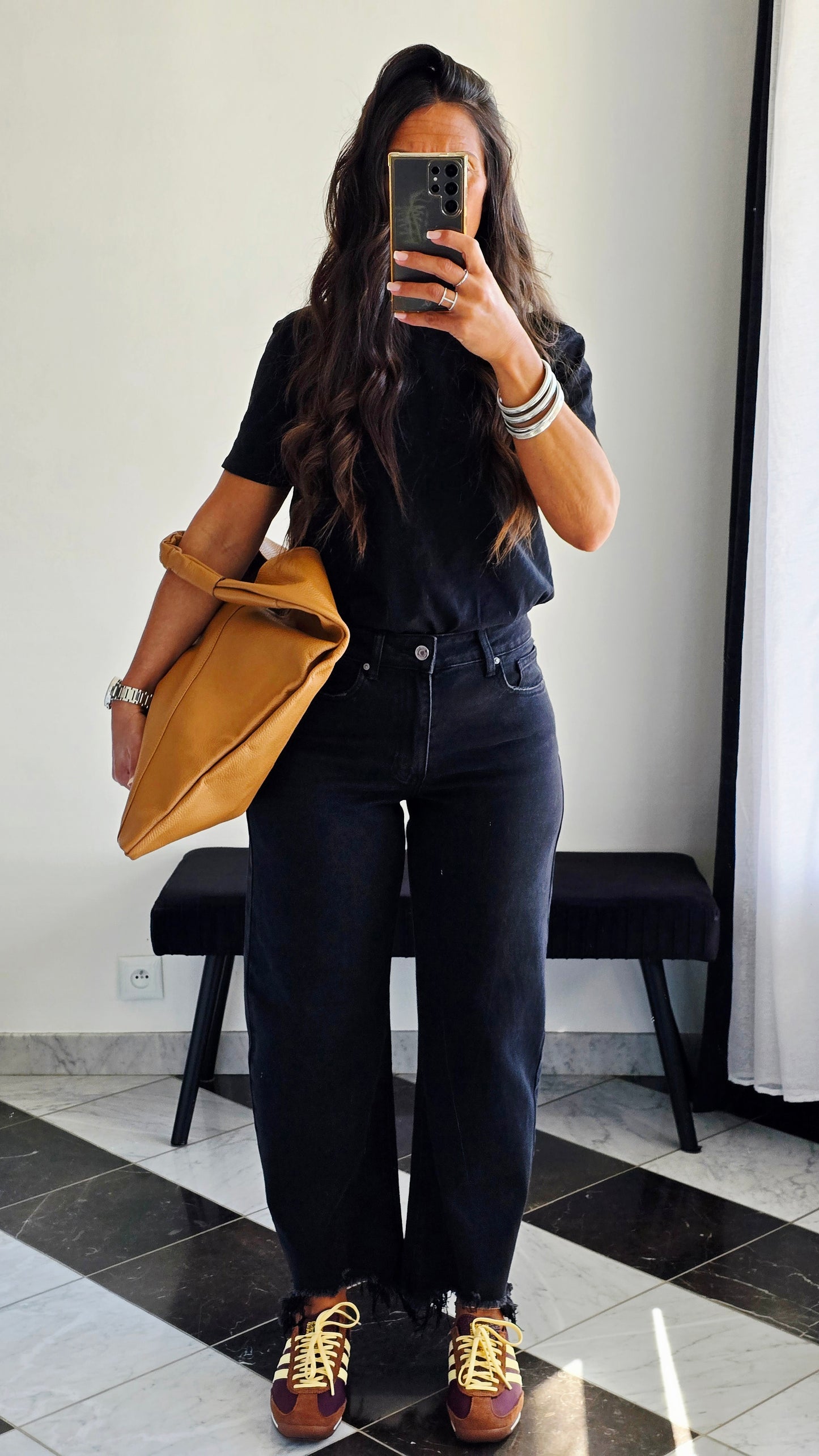 🖤 Jean Balloon Crop – Noir Effet Brut