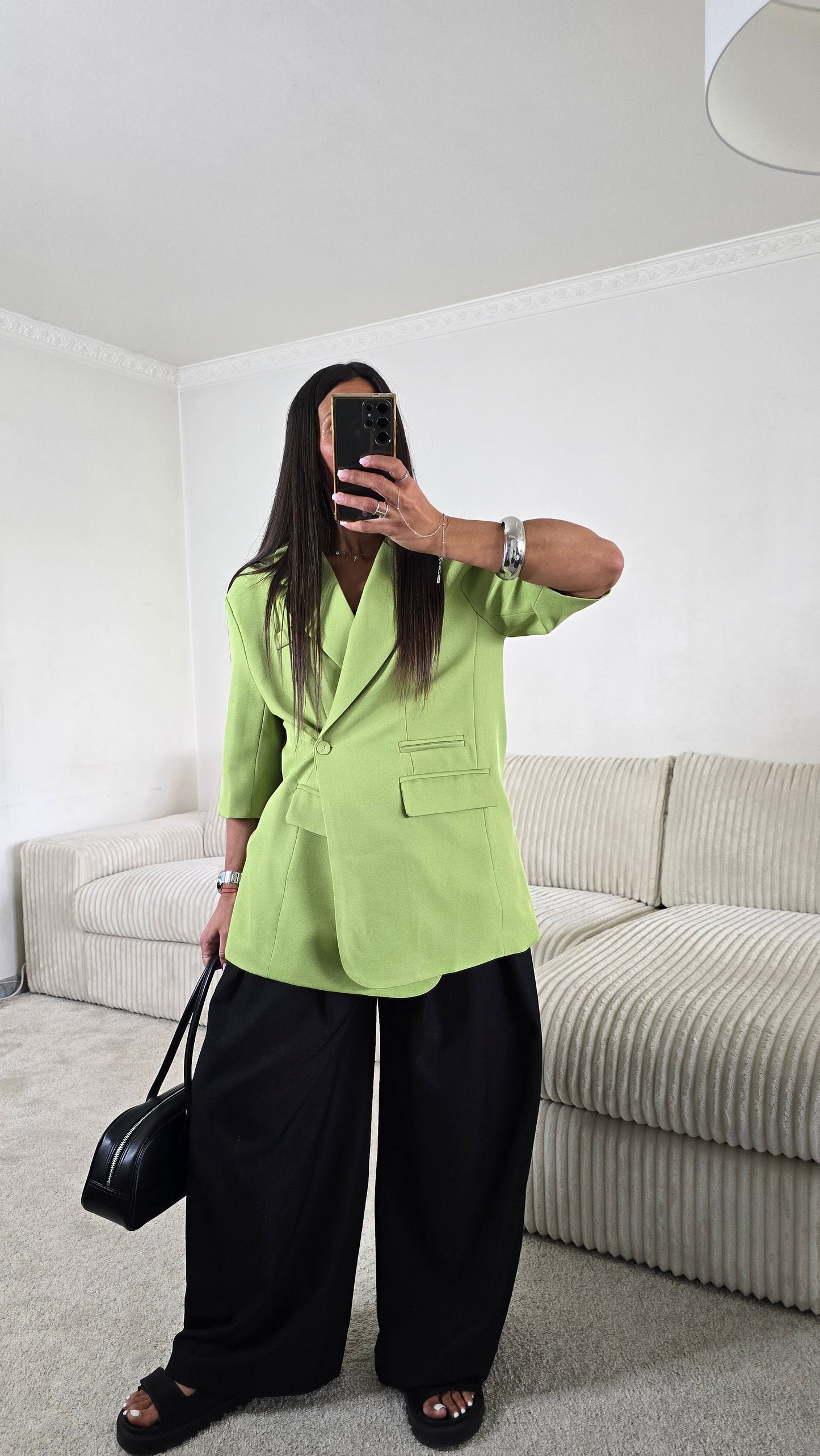 Blazer vert matcha manches courtes ajustable – style chic & sophistiqué