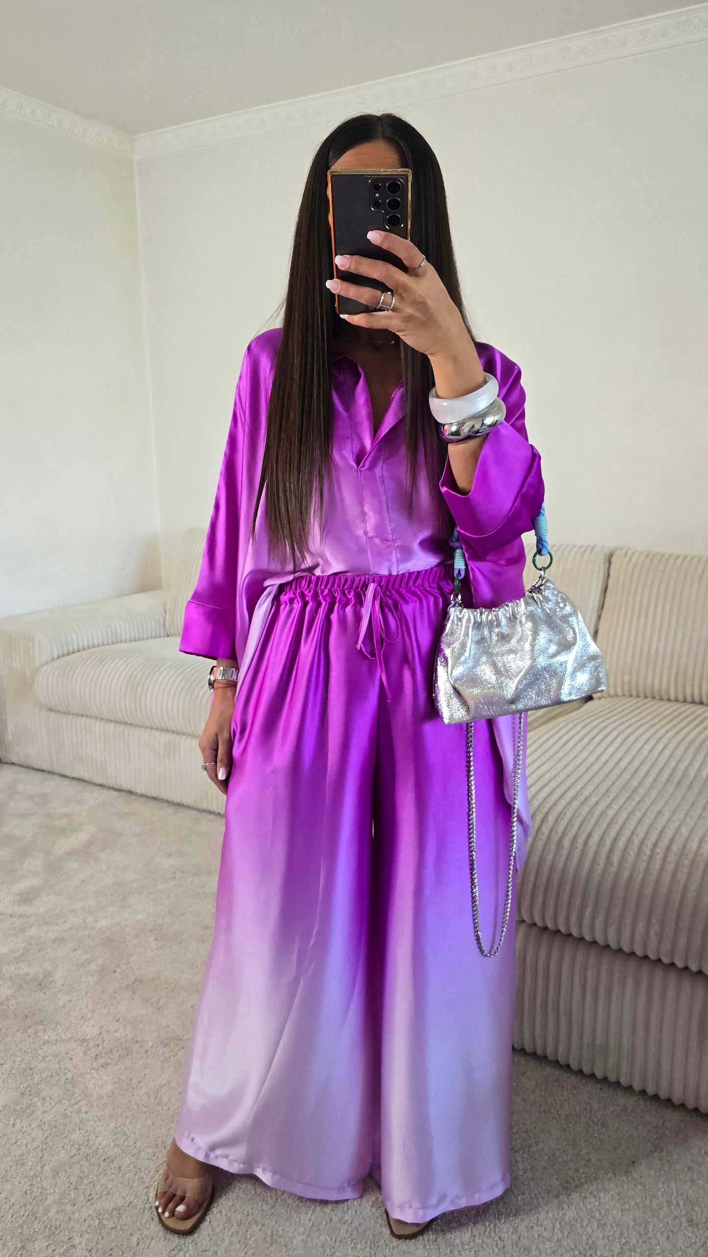 Pantalon satiné dégradé violet – effet tie & dye lumineux