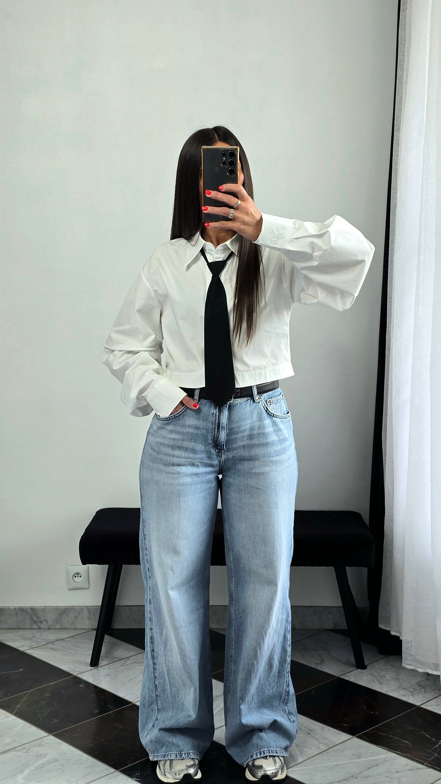 Chemise crop avec cravate amovible – blanc