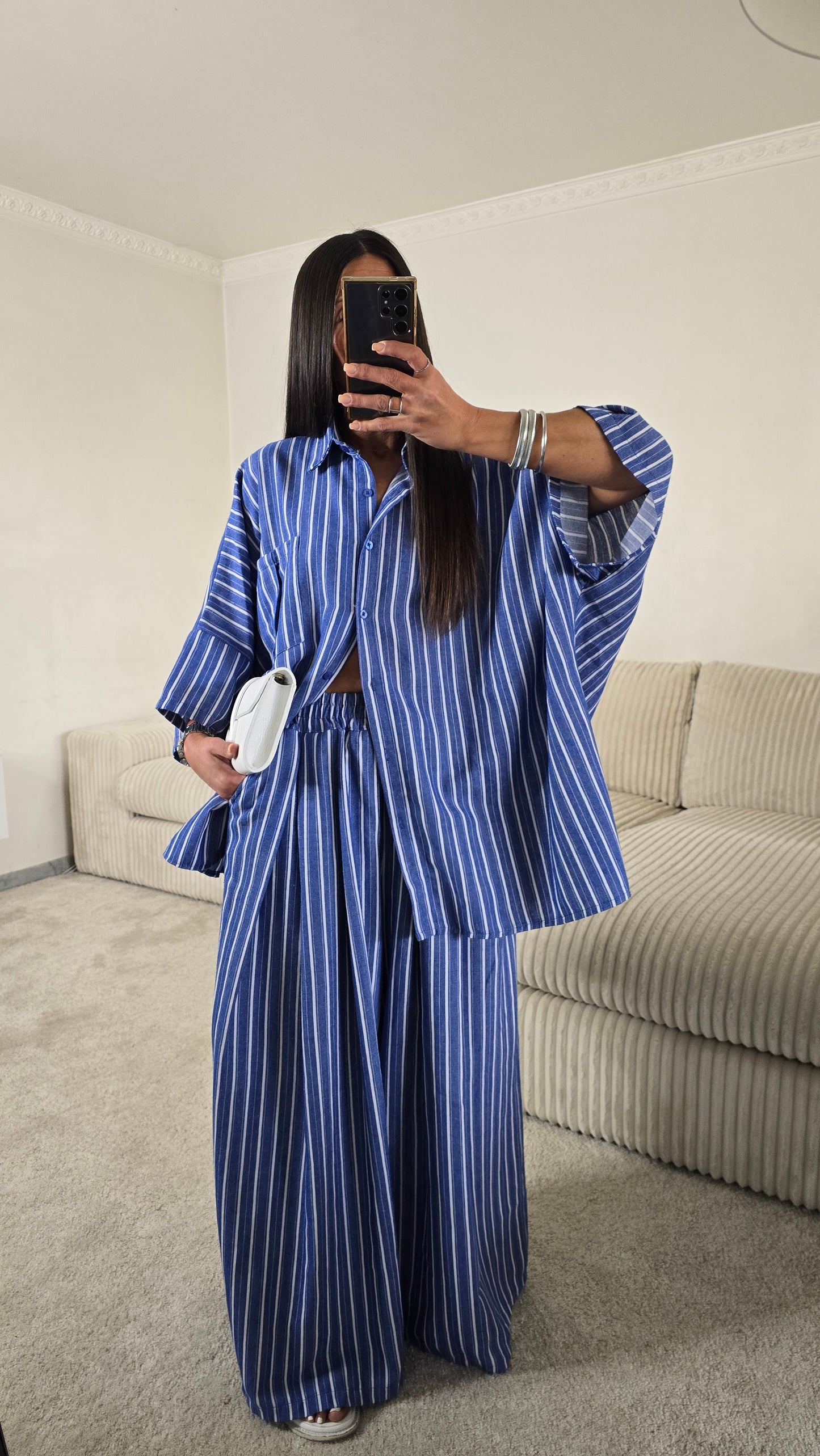 Précommande – Expédition à partir du 28/04/26.          Ensemble Rayé Chemise Oversize + Pantalon Palazzo – Bleu