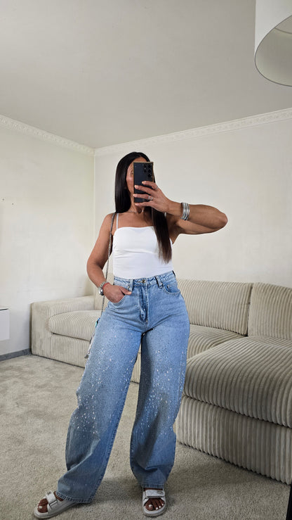 Jean strass signature – denim lumineux