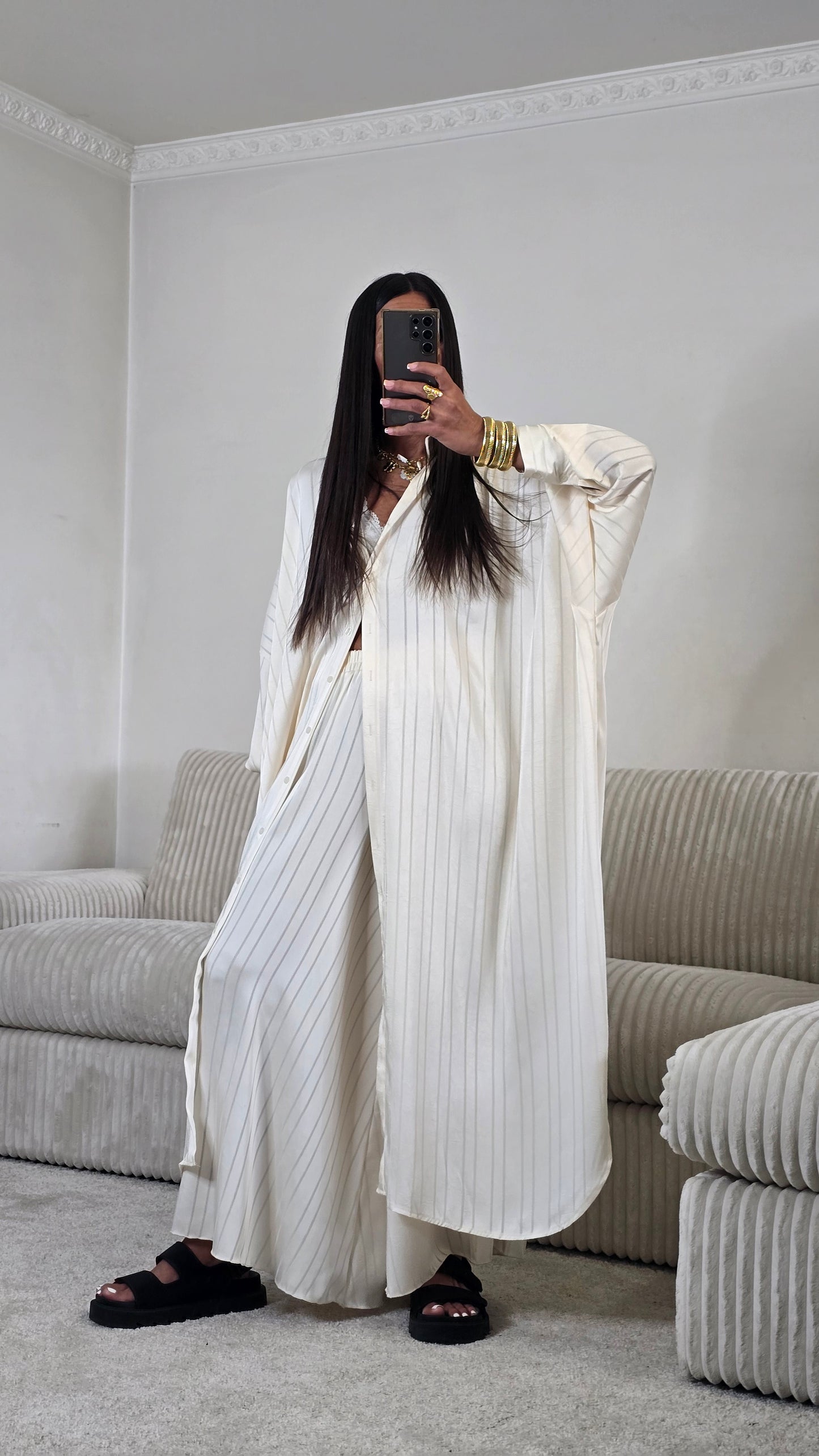 Ensemble satin texturé fluide – écru doux