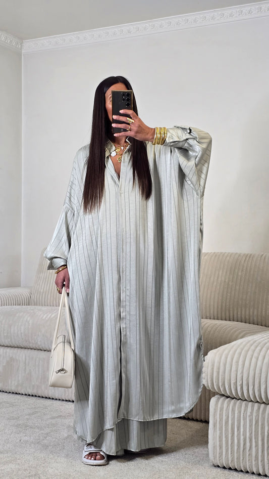 Ensemble satin texturé fluide – vert mint doux