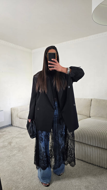 T-shirt dentelle signature – noir intense