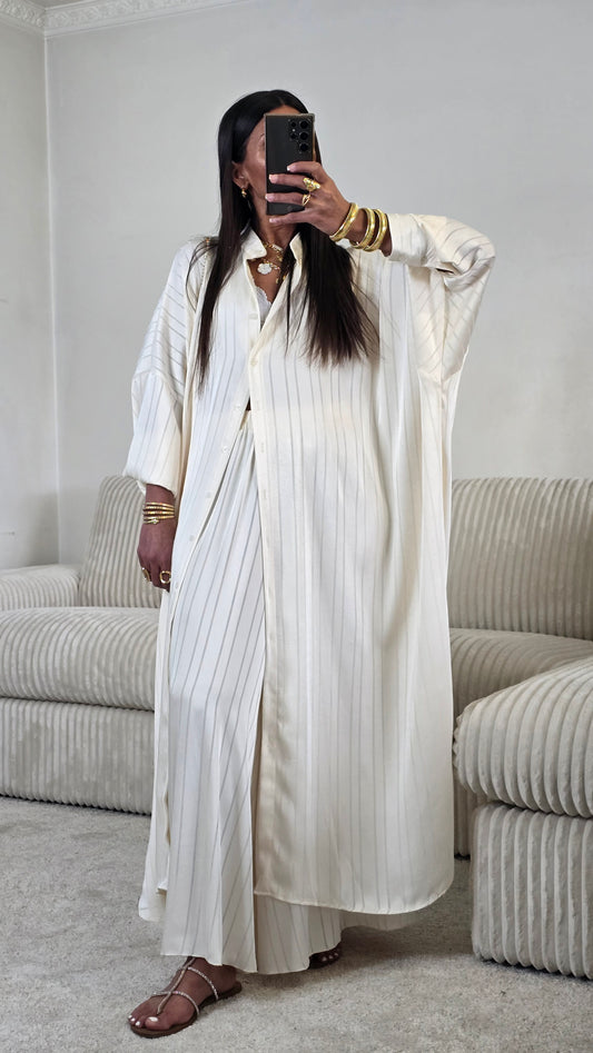 Ensemble satin texturé fluide – écru doux