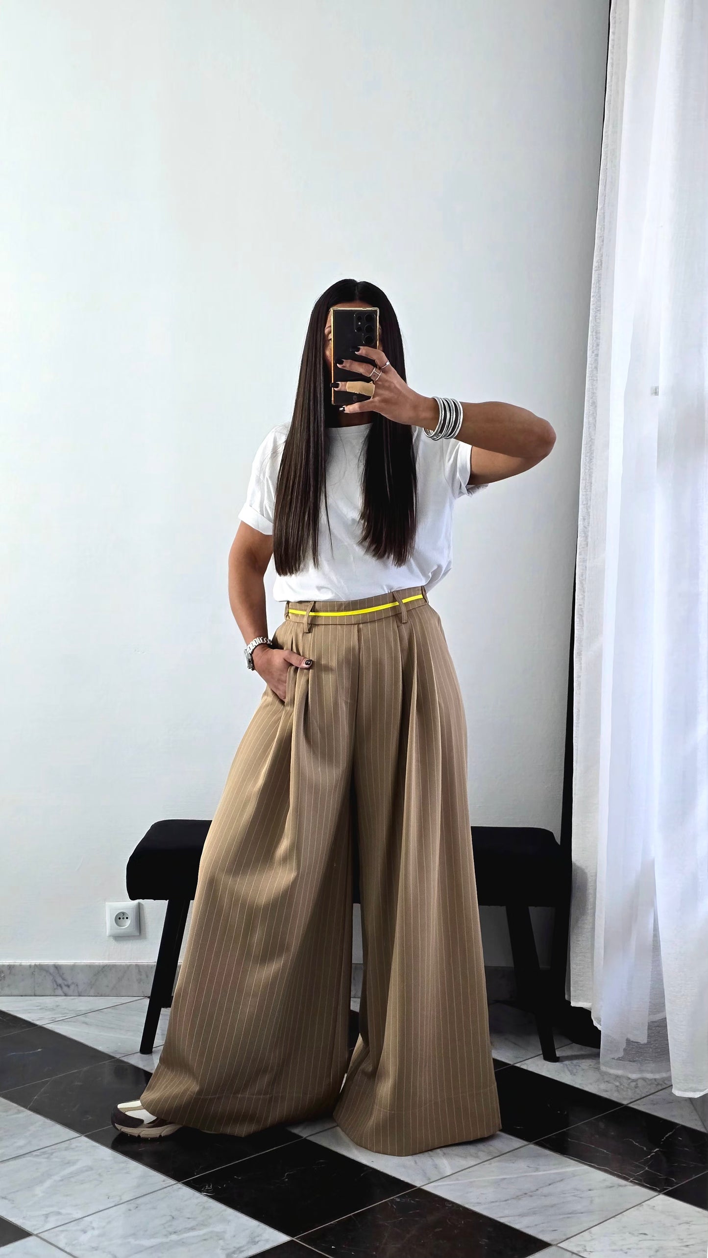 Pantalon Tailleur Large Rayures – Beige