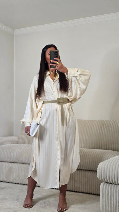 Ensemble satin texturé fluide – écru doux