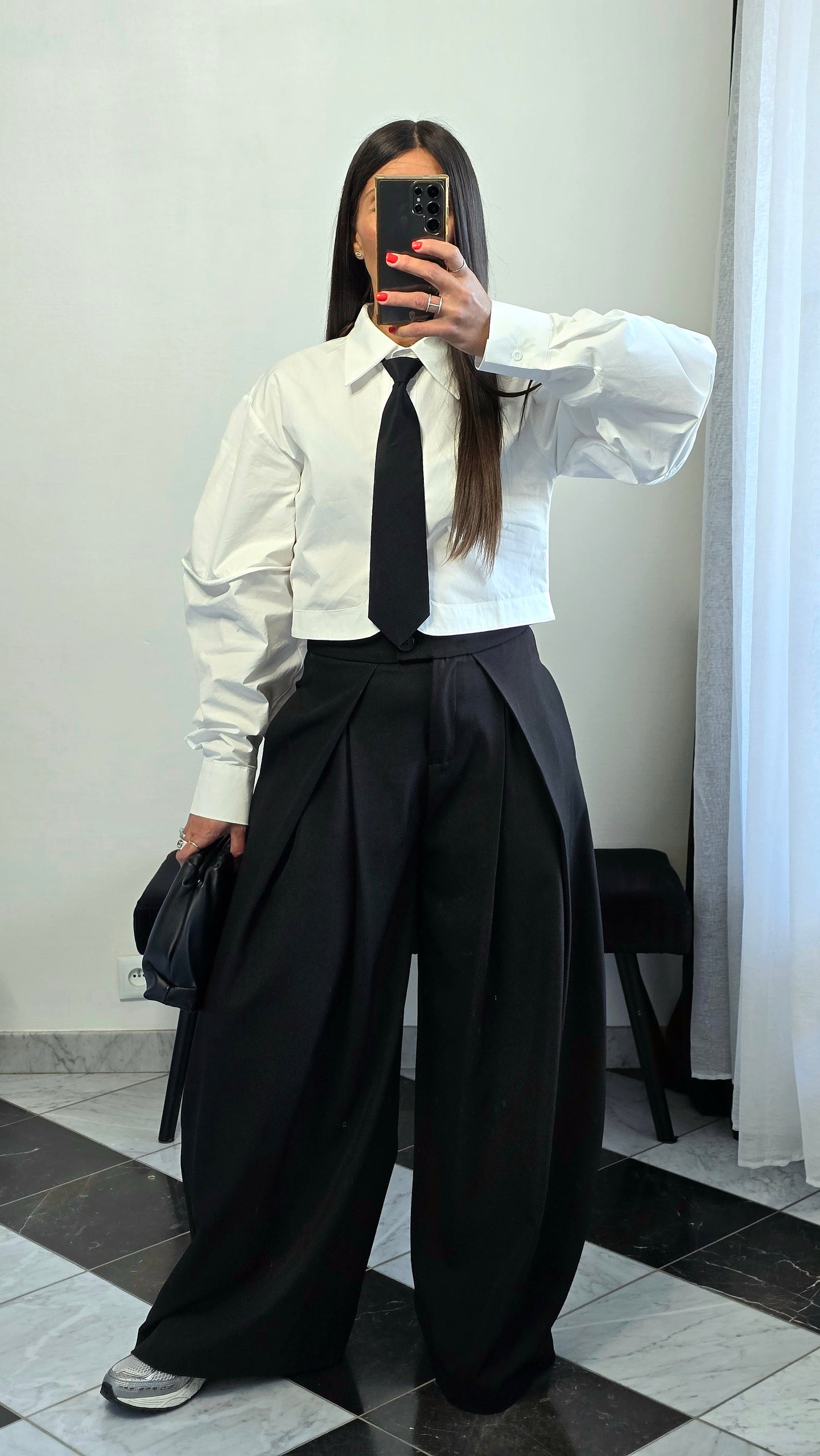 Chemise crop avec cravate amovible – blanc