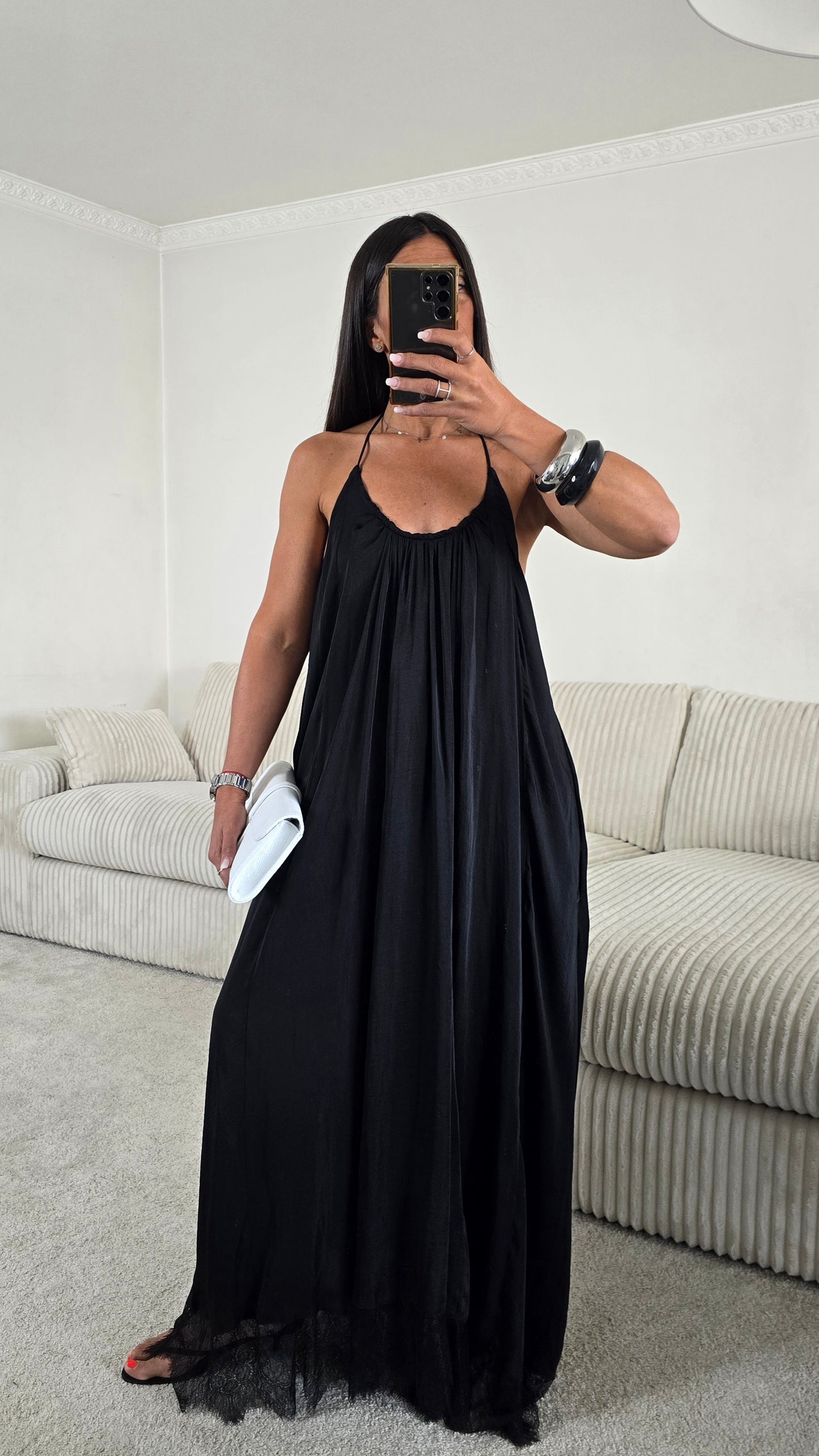 Robe longue dos nu dentelle noire