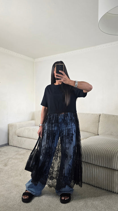 T-shirt dentelle signature – noir intense