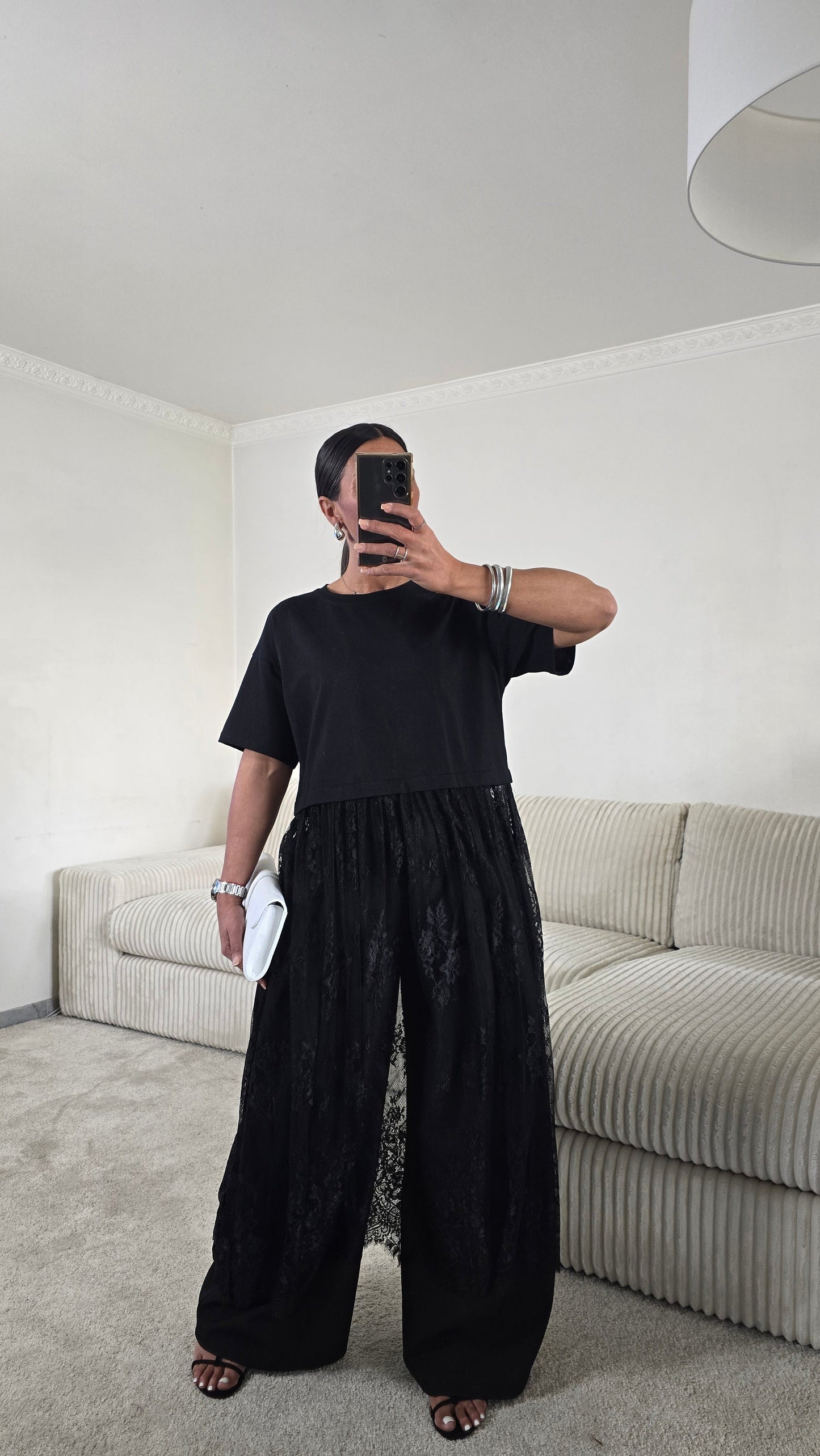 T-shirt dentelle signature – noir intense