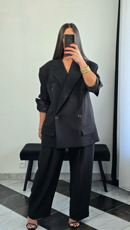 Pantalon wide leg noir taille haute – tailoring fluide structuré