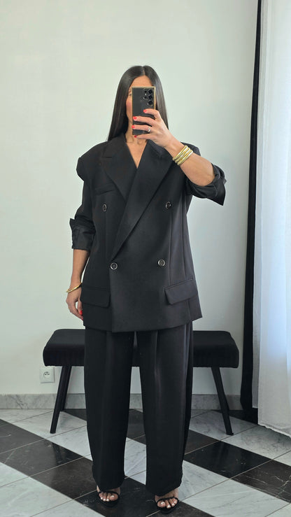 Blazer oversize noir – coupe tailoring structurée & double boutonnage