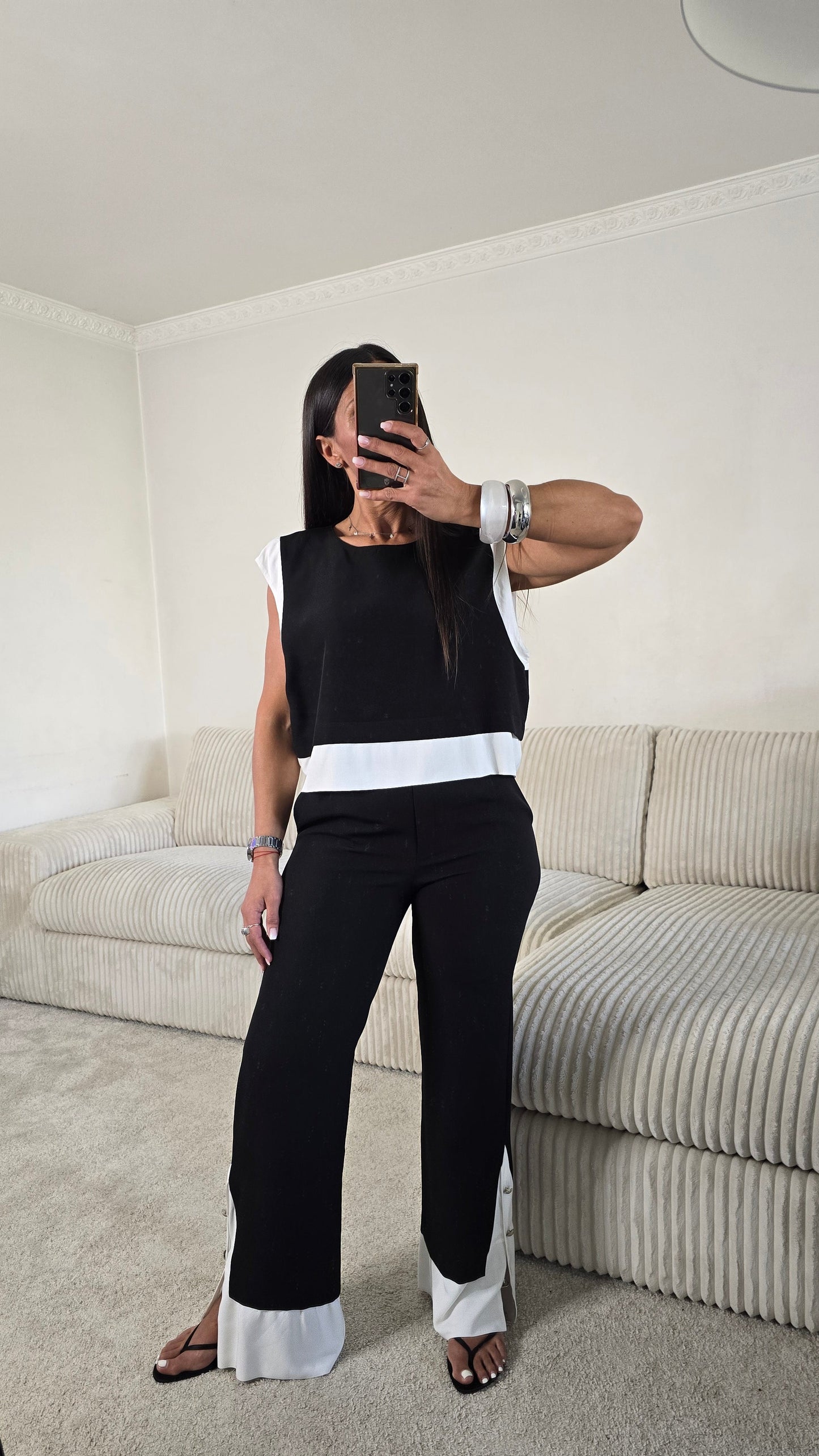 Haut noir & blanc détail bijou – fabrication française