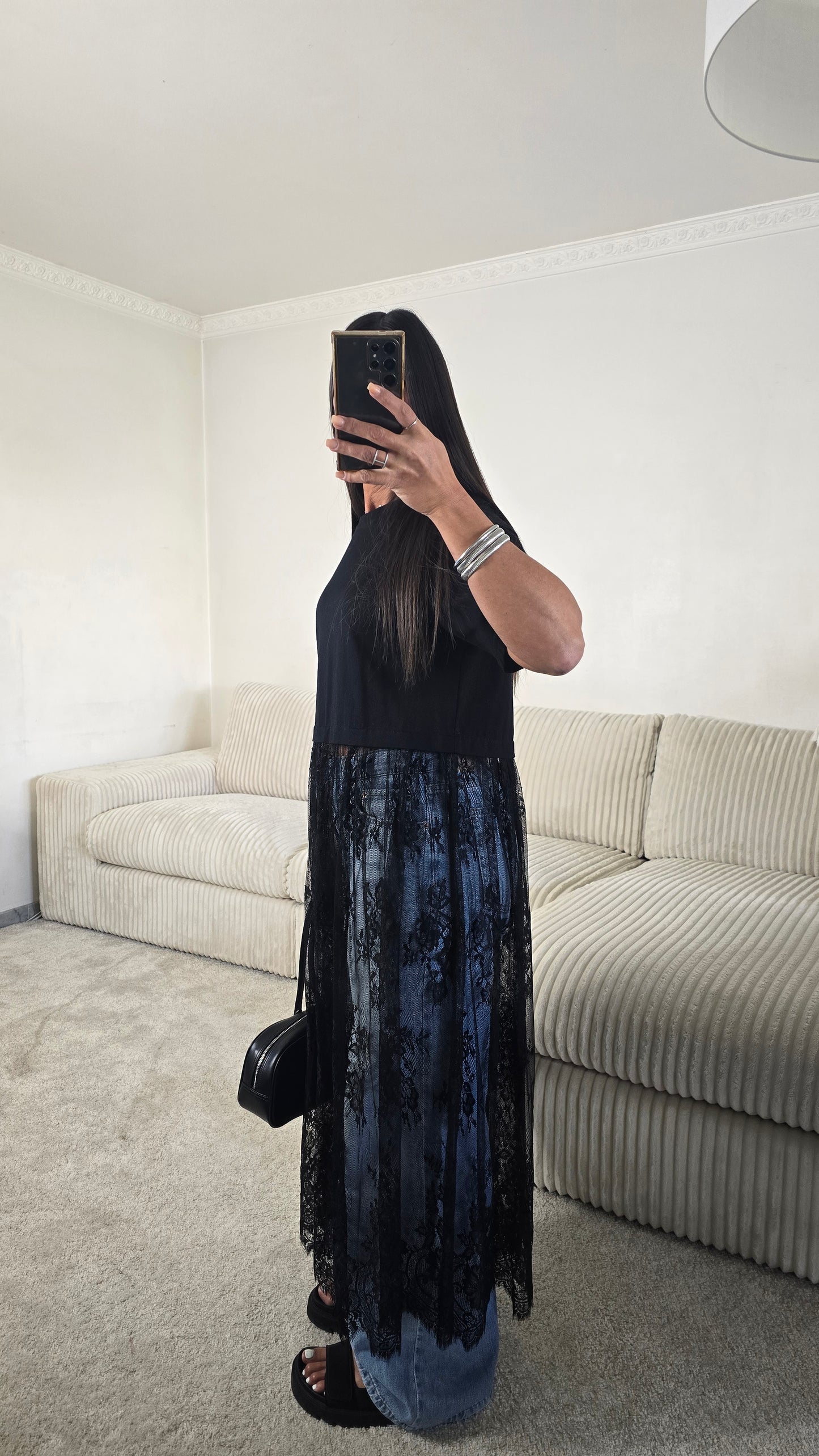 T-shirt dentelle signature – noir intense