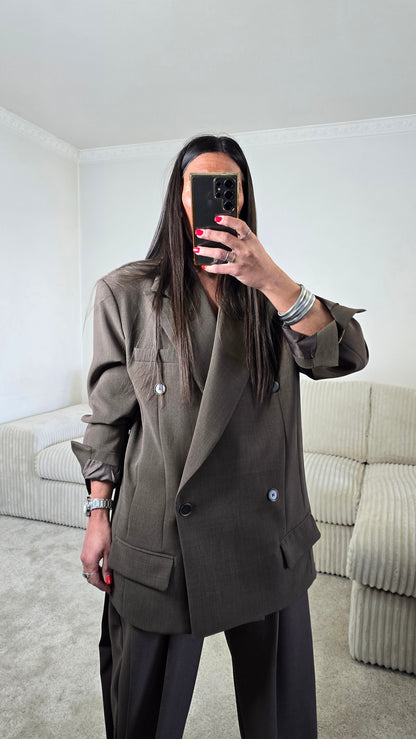 Blazer oversize chocolat – coupe tailoring structurée & double boutonnage