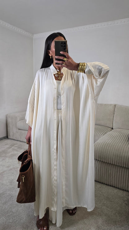 Ensemble satin texturé fluide – écru doux