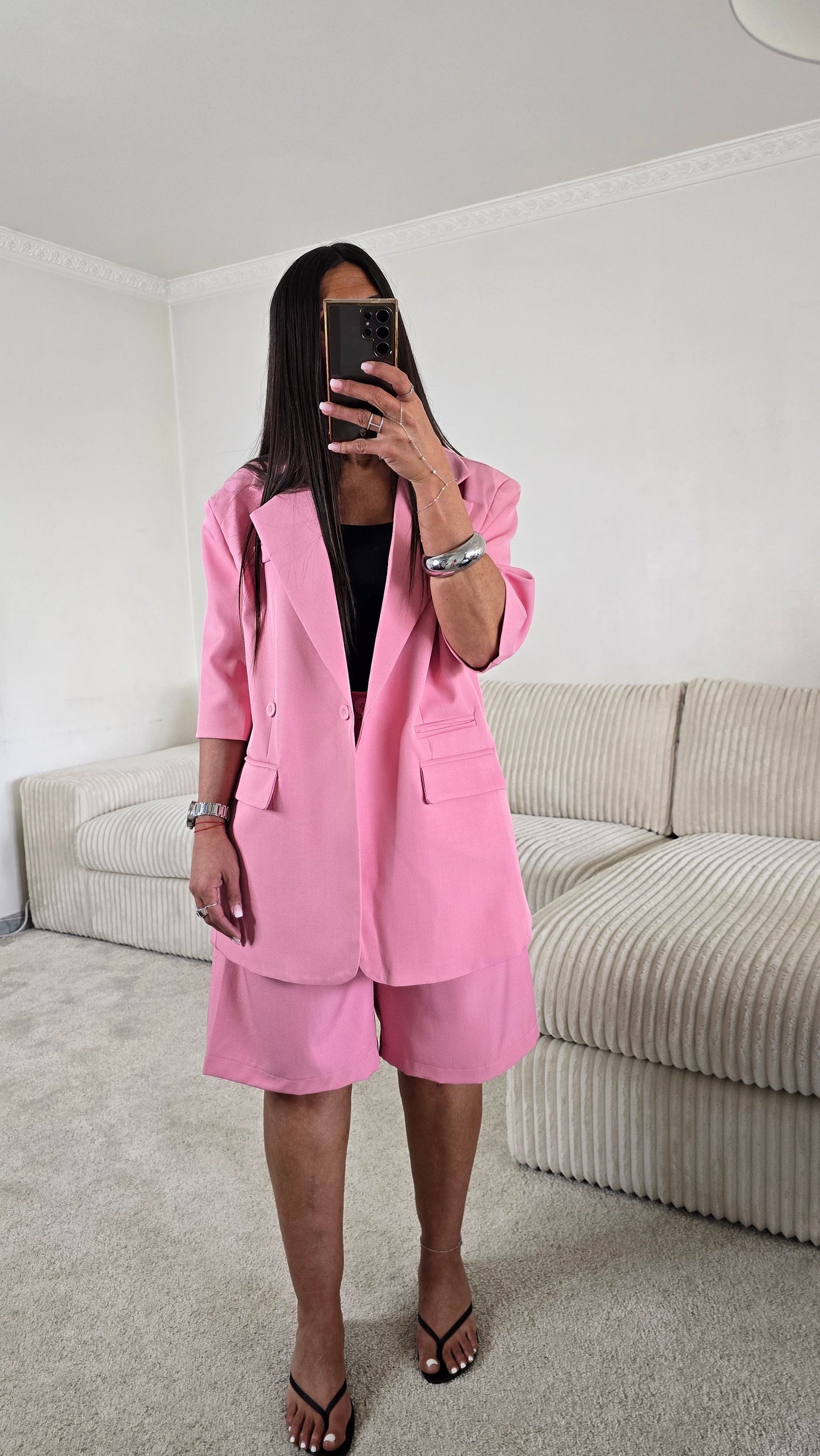 Blazer rose manches courtes ajustable – style chic & sophistiqué