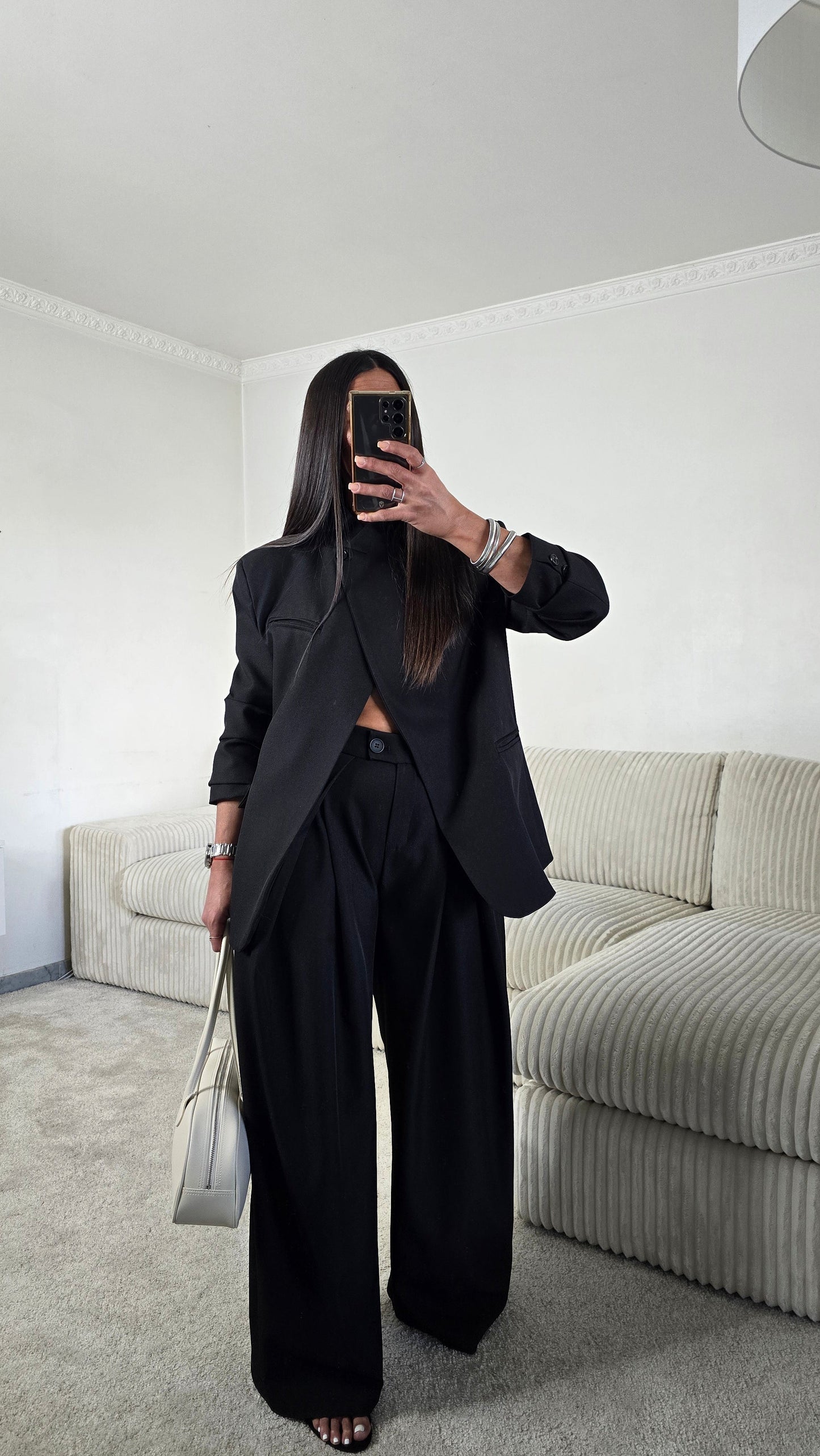 Blazer asymétrique structuré – noir intemporel